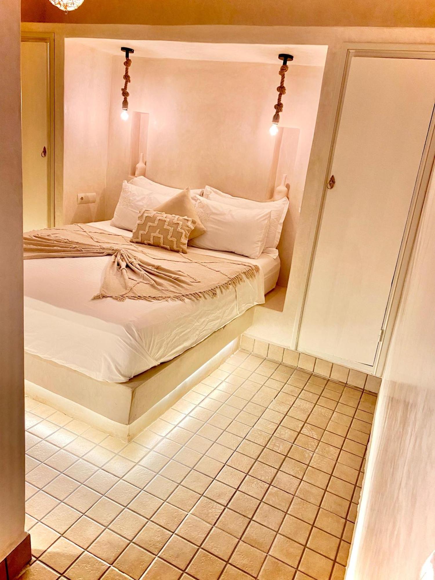 Riad Oum H&N B&B มาร์ราเกช ภายนอก รูปภาพ